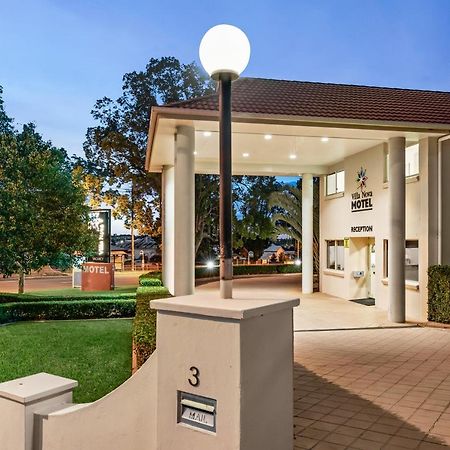 Villa Nova Motel Toowoomba Eksteriør bilde