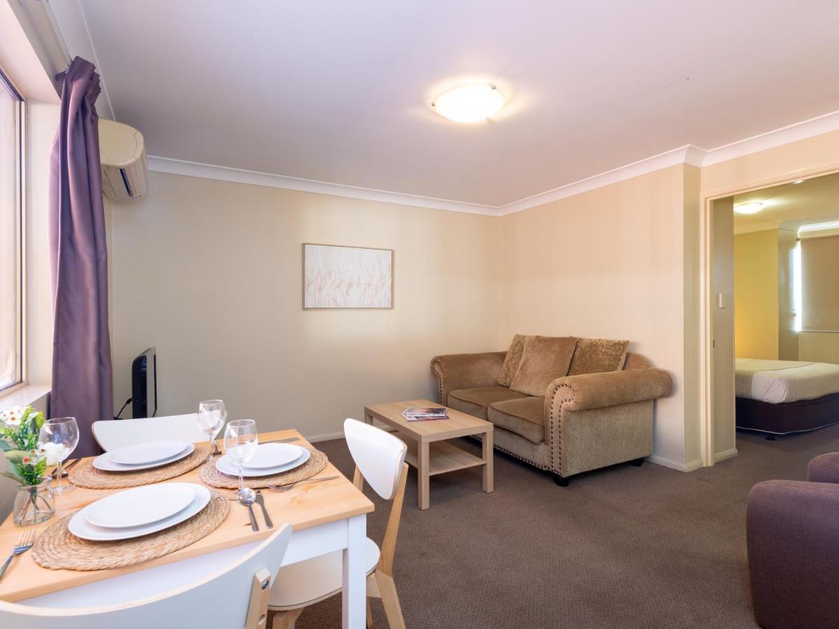 Villa Nova Motel Toowoomba Eksteriør bilde