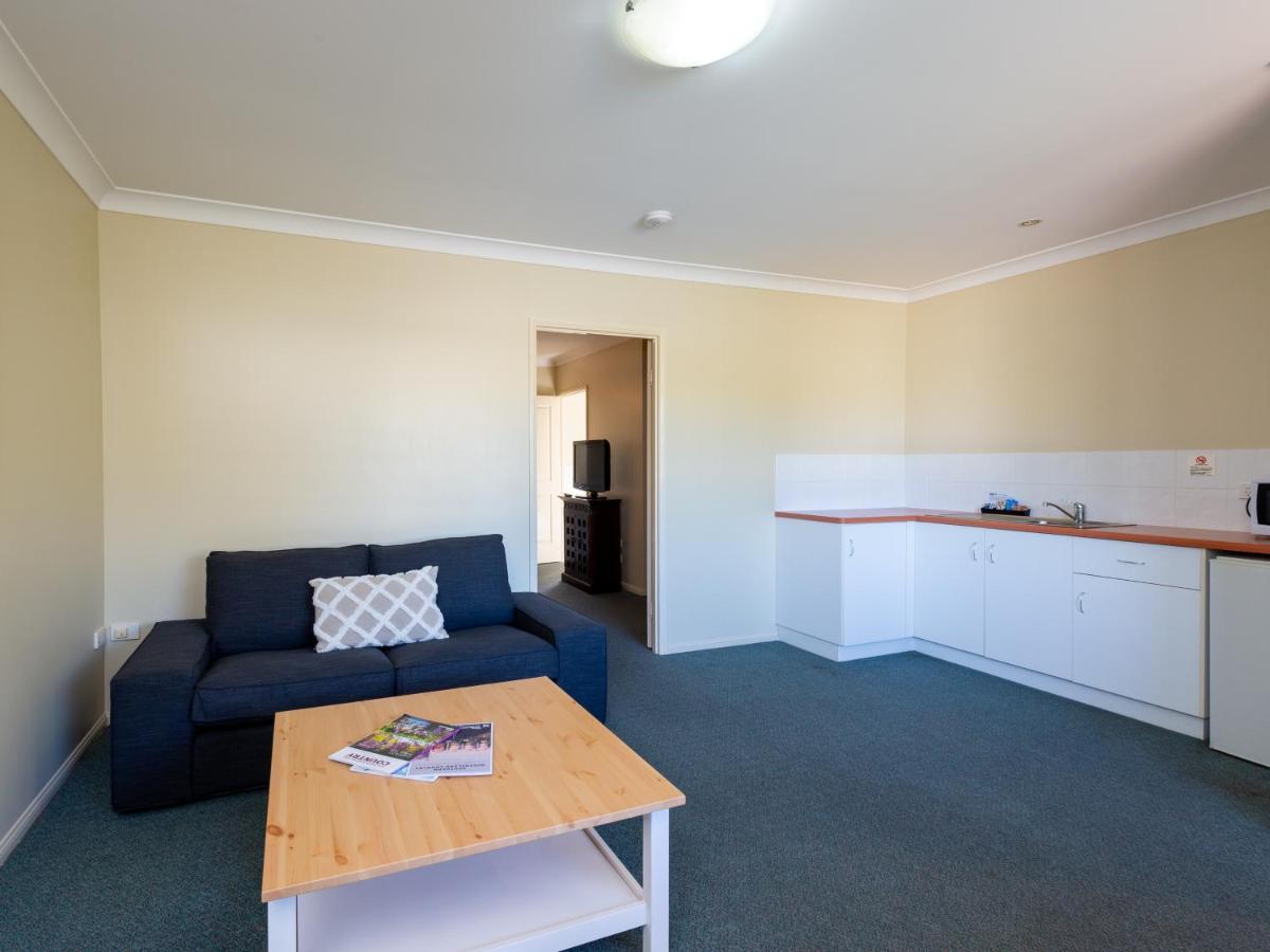 Villa Nova Motel Toowoomba Eksteriør bilde