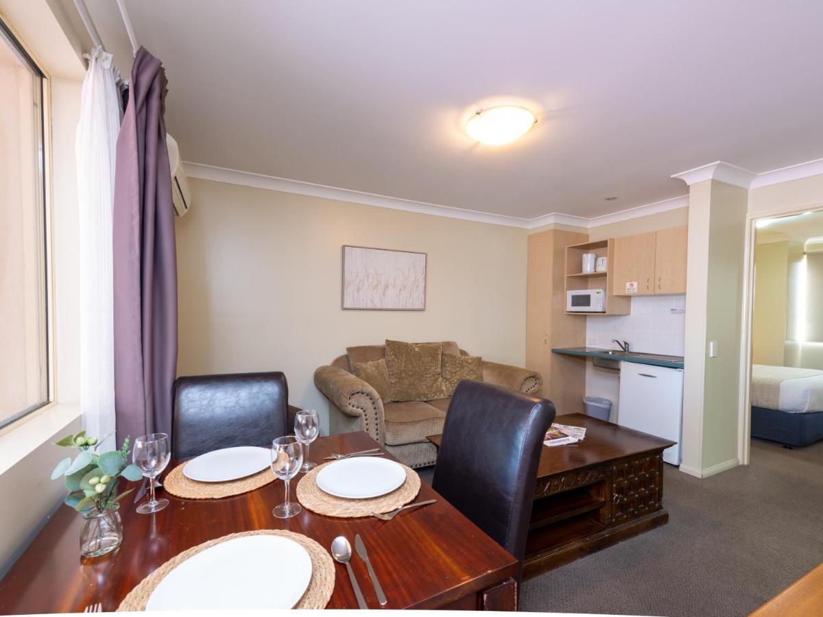 Villa Nova Motel Toowoomba Eksteriør bilde